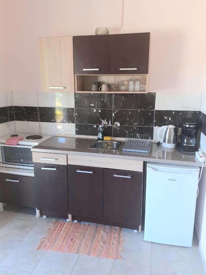 Issos Apartments Agios Georgios  Exteriér fotografie